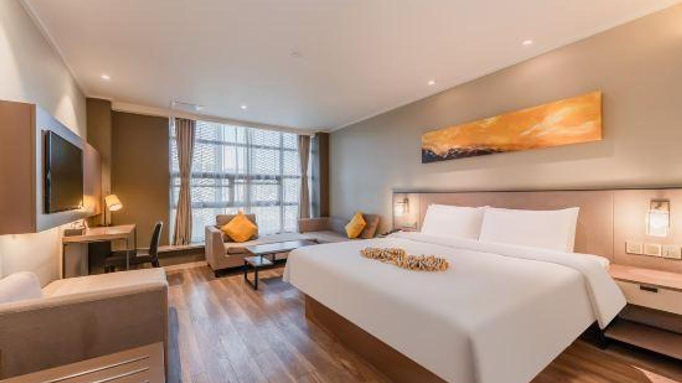 Home Inn Plus Hangzhou West Lake Hubin Wushan Square Hefang Street