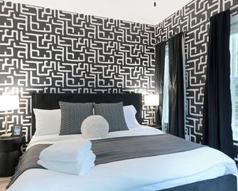 Upscale Old Town Retreat - Walk to King St Metro\n - Alexandria - Habitación