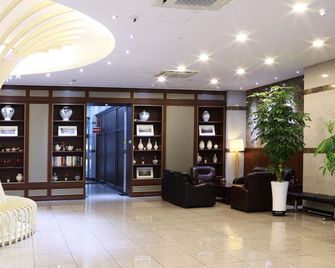 Incheon The Hotel Yeongjong - Incheon - Lobby