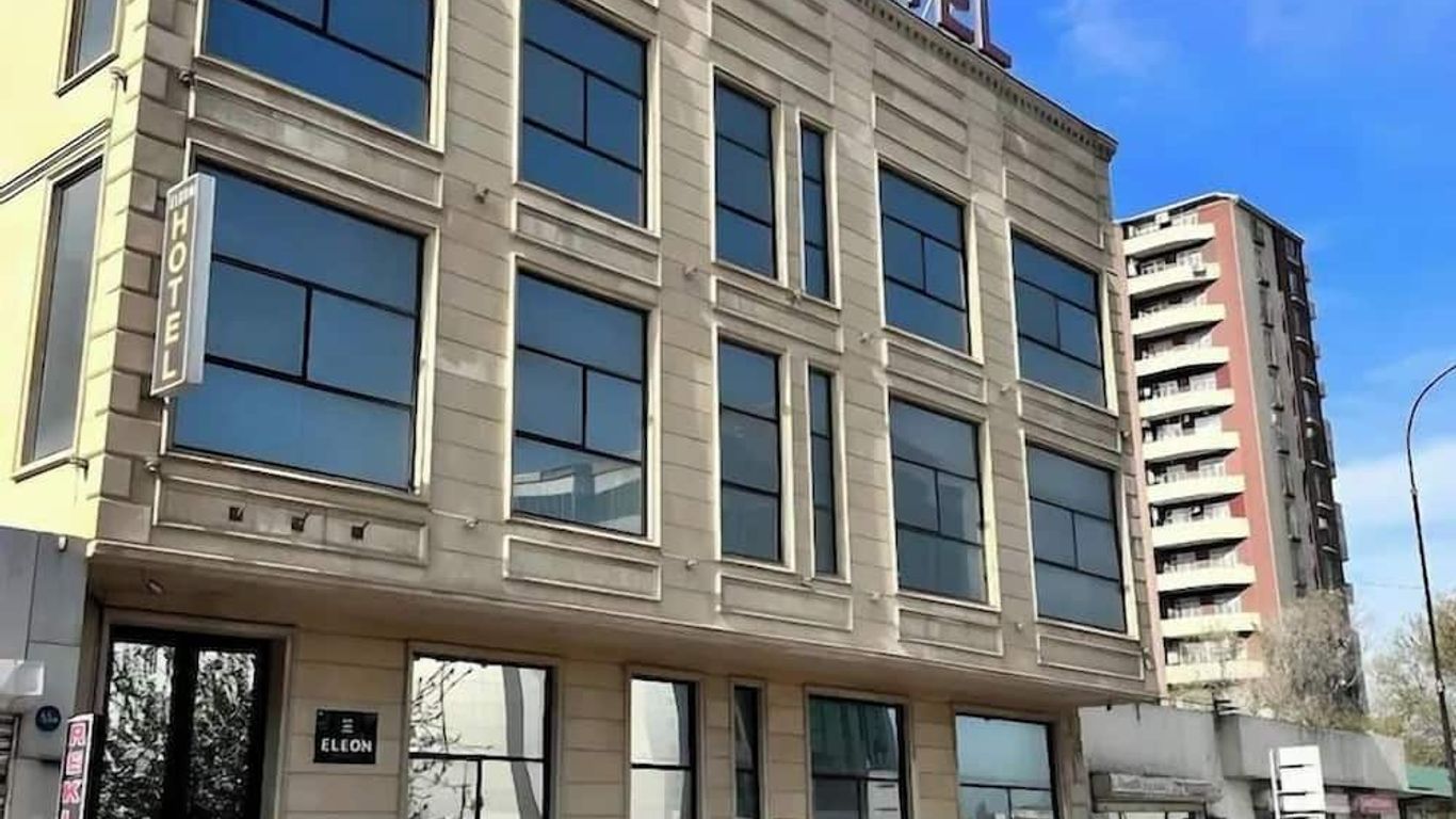 Eleon Hotel