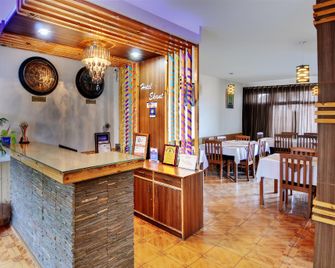 Hotel Ekant - Chail - Lobby