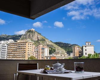 Marbela Apartments & Suites - Palermo - Balkon