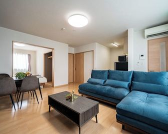 lapis lazuli - Furano - Wohnzimmer