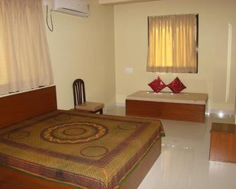 Hira Laxmi Residency - Alibag - Habitación