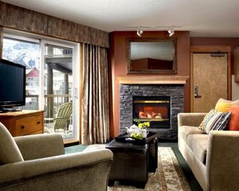 ويندتاور لودج آند سويتس - كانمور - غرفة معيشة