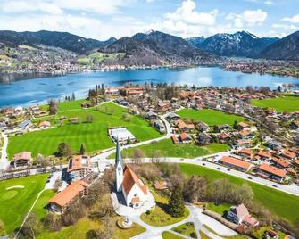 Schnitzers Dahoam - Hundefreundlich - Bad Wiessee - Vista del exterior