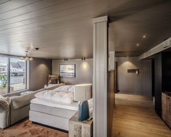 Henningsvær Bryggehotell - by Classic Norway Hotels - Henningsvær - Habitación