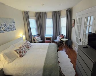 Great for couples, academics, near Harvard - Cambridge