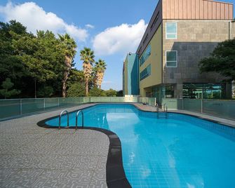Fromh T Resort Jeju Seongsan - Seogwipo - Pool