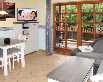 Apartment Zeit zum Träumen I by Interhome - Breege - Wohnzimmer