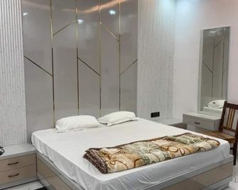 Shree Laxmi Banquet and Hotel - Darbhanga