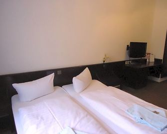 Hotel Marthahaus - Halle - Bedroom