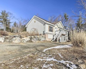 Idyllic Washington Retreat w/ Fire Pit & Yard - Washington - Edificio