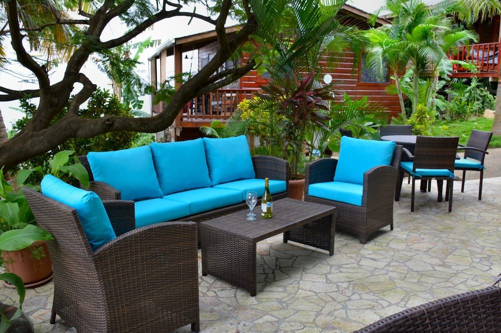 West Bay Lodge And Spa