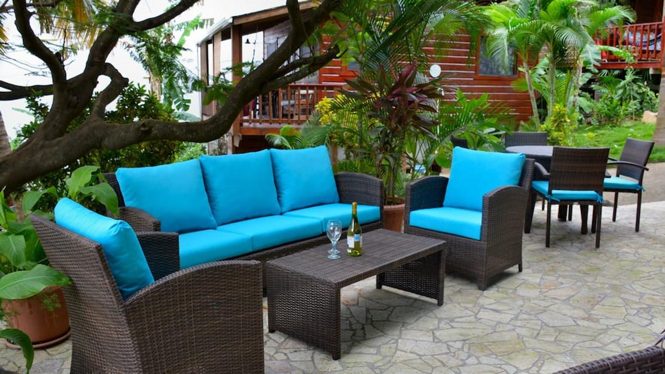 West Bay Lodge And Spa