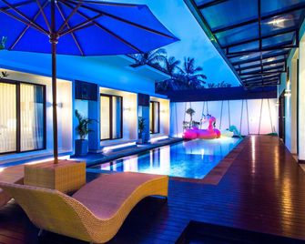 Gili Khayangan Villas - Pemenang - Pool