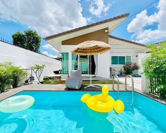 Gao Akira Pool Villa - Ban Chang - Pool