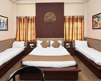 Golden Days Resort and Spa - Jaipur - Habitación