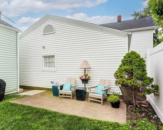 1 Mi to Water & Dtwn: Lake Erie Family Getaway - Sandusky