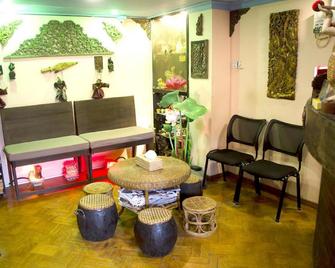 Shannkalay Hostel - Yangon - Lobby