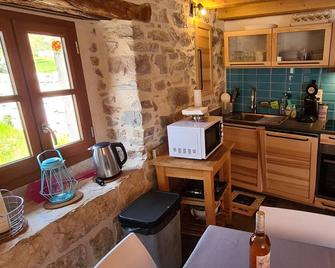 Gîte la Cardabelle at Blajoux - Gorges-du-Tarn-Causses - Cuisine