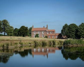 The Coach House at Carr Dyke Farm - Woodhall Spa - Building