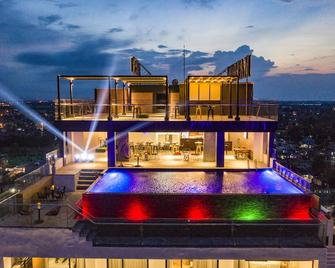 The Marron Hotel - Thanh Hóa - Edificio