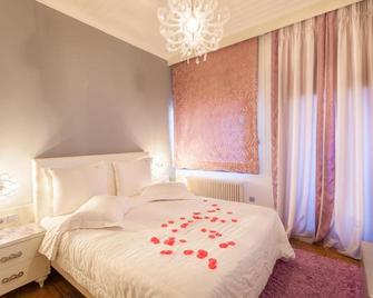 Chalet Castello - Paralia Panteleimonos - Slaapkamer