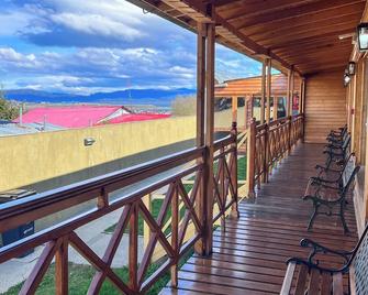 Choconcito Apart Hotel - Ushuaia - Varanda