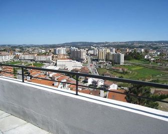 Paredes Hotel Apartamento - Paredes - Balcony