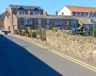 Sunnie Cottage - Seahouses - Außenansicht
