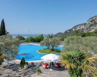Hotel Marco Polo - Garda - Piscina