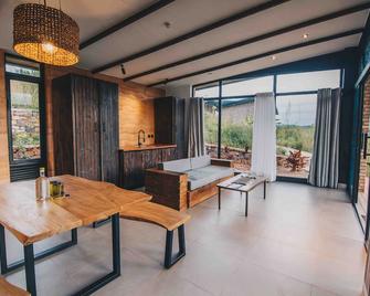 Umva Muhazi - Muhazi - Dining room