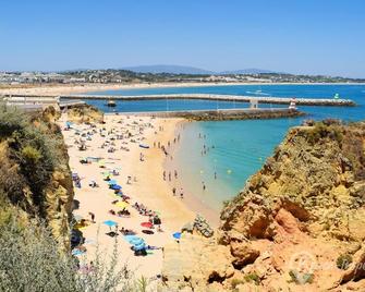 The 17 Hostel - לאגוס - חוף