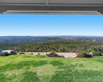 The Quince Cottage - 3 Bedrooms - Ravensbourne - Balcon