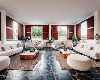 The Kontiki - Willemstad - Lounge