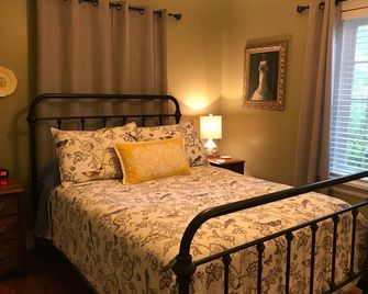 Galloway Place - Springfield - Bedroom