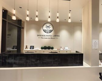 Shrikrushna The Lakeview Resort - Jalgaon - Front desk