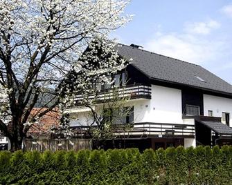 Apartments Lenardic - Bled - Building