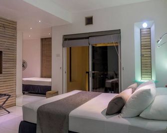 The Lady Hill Hotel - גאלה - חדר שינה