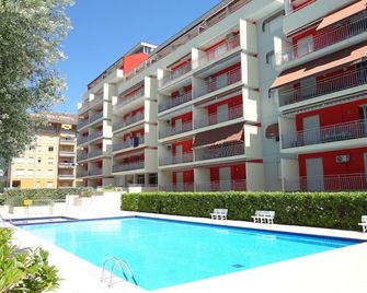 Lovely flat with balcony - Caorle