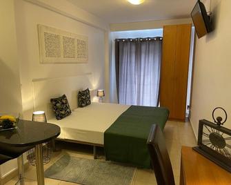 Esmeralda Holidays Apartments - Funchal - Slaapkamer