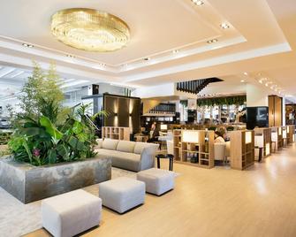 Melia Barajas - Madrid - Building