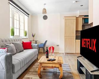Leicester1br-Wifi-Modernapt-Kitchen-Sleeps2 - Leicester - Phòng khách