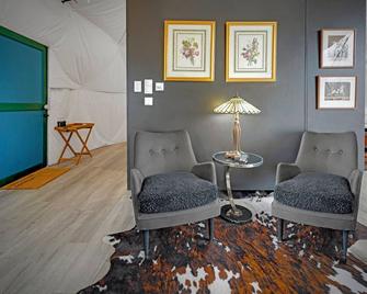 Domes at Catskills - Swan Lake - Living room