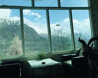 The Hunza Executive Resort and Huts - Karimabad - Sala de estar