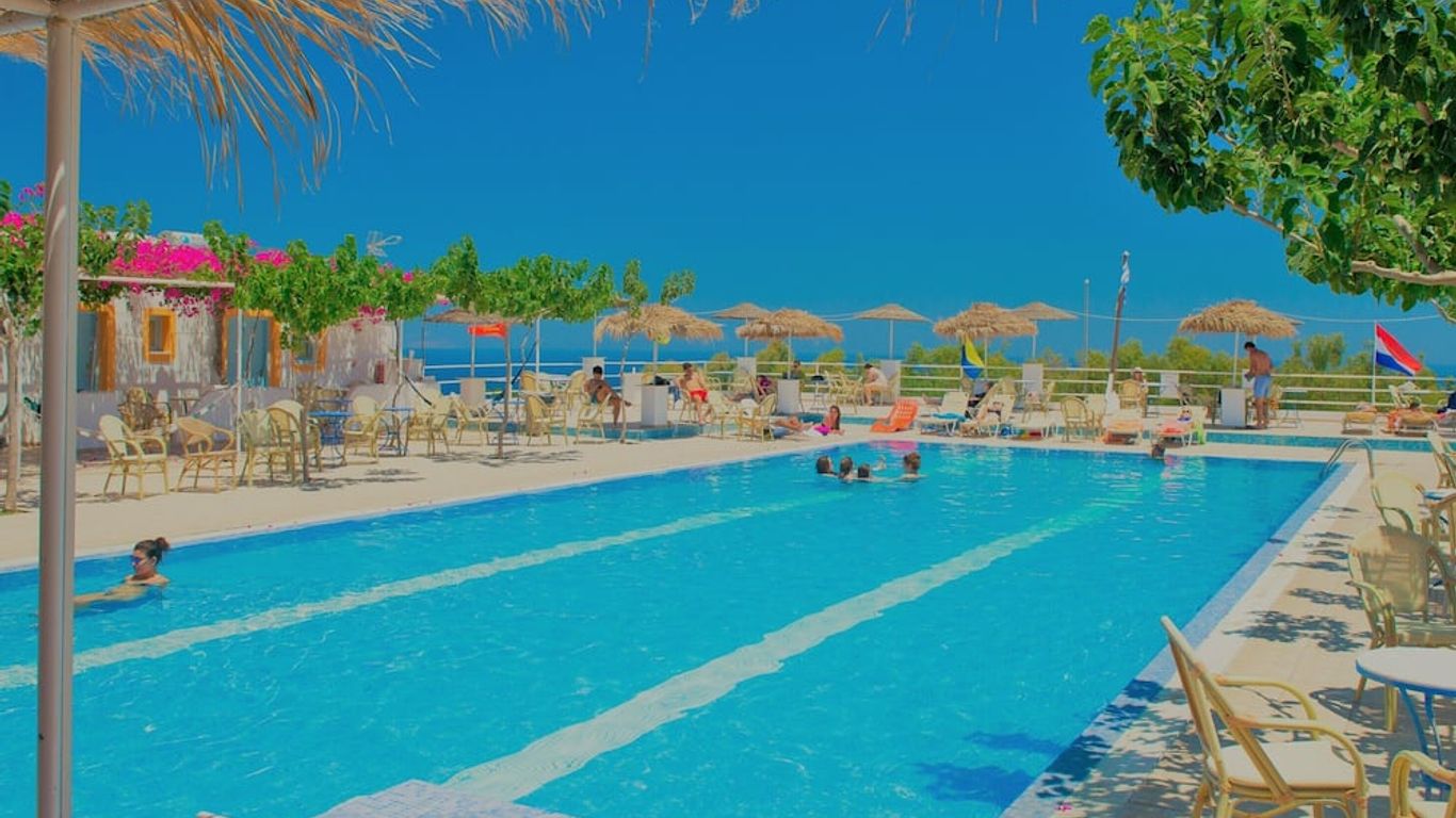 Santorini Camping & Hostel