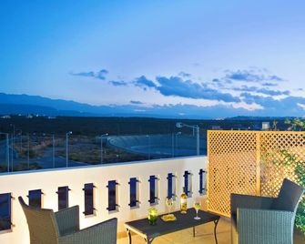 Areti Suites - La Canea - Balcón