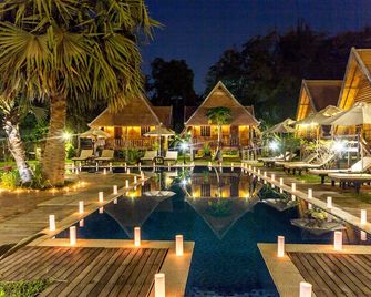 آنكور هارت بنغالو - سيم ريب - حوض السباحة