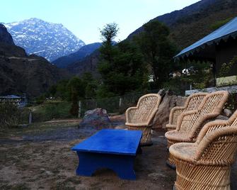 Camp Dharamshala - Luxury with peace - Dharamsala - Patio